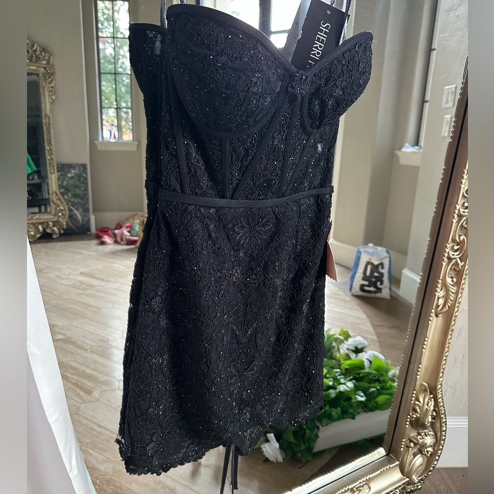 Sherri Hill NWT SIZE 2